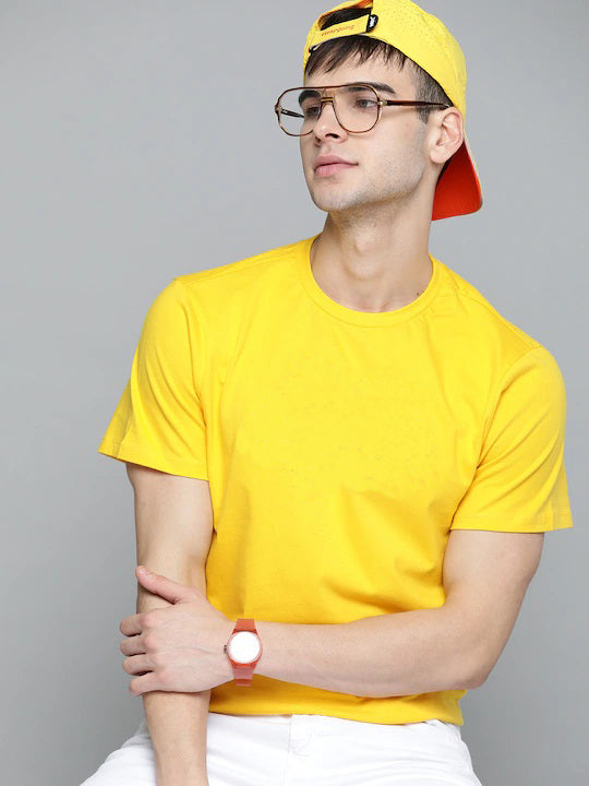 Solid Half Sleeve Men T-shirt yellow